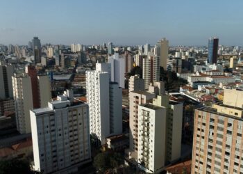 Vendas de imóveis sobem na região de Campinas, enquanto aluguéis caem quase 40% em abril, aponta Creci-SP