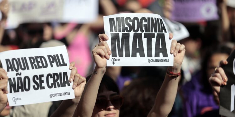 Desinformação sobre PL da Misoginia cresce nas redes, diz estudo